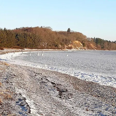 6 Person In Thyholm-by Traum * Thyholm