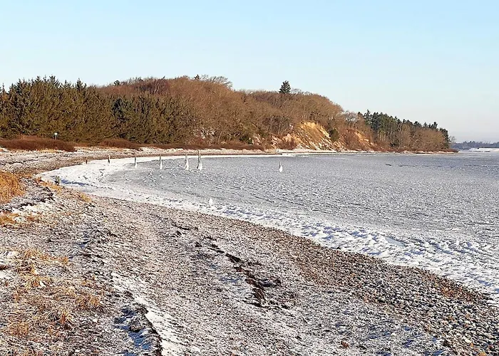 6 Person In Thyholm-by Traum * Thyholm